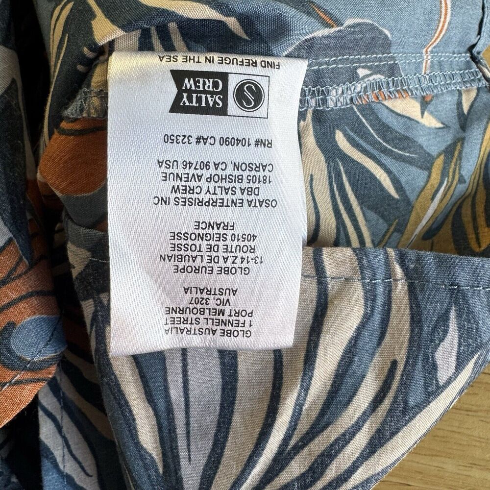 Salty Crew Large Kine Slate S/S Woven Shirt Pocket Reverse Print Marlin Small - Picture 6 of 10